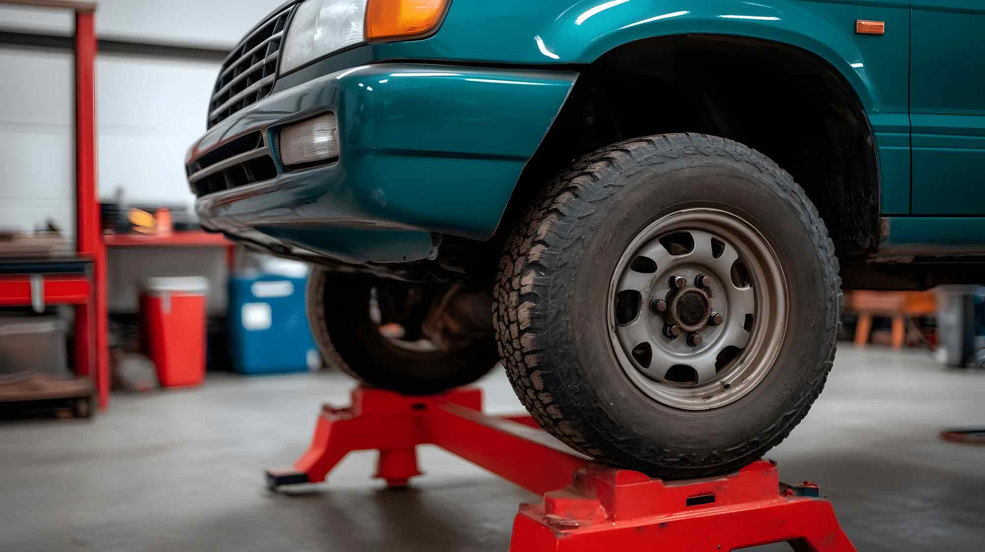 Mobile Mechanic vs. Garage: Which Should You Choose for Car Repairs?